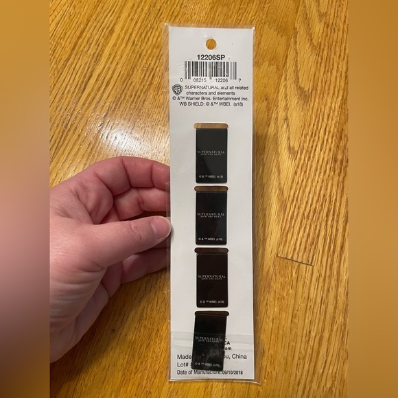 Supernatural Magnetic Bookmarks - 4 Set - Brand New, Still Sealed - Book Nerd - Picture 2 of 6